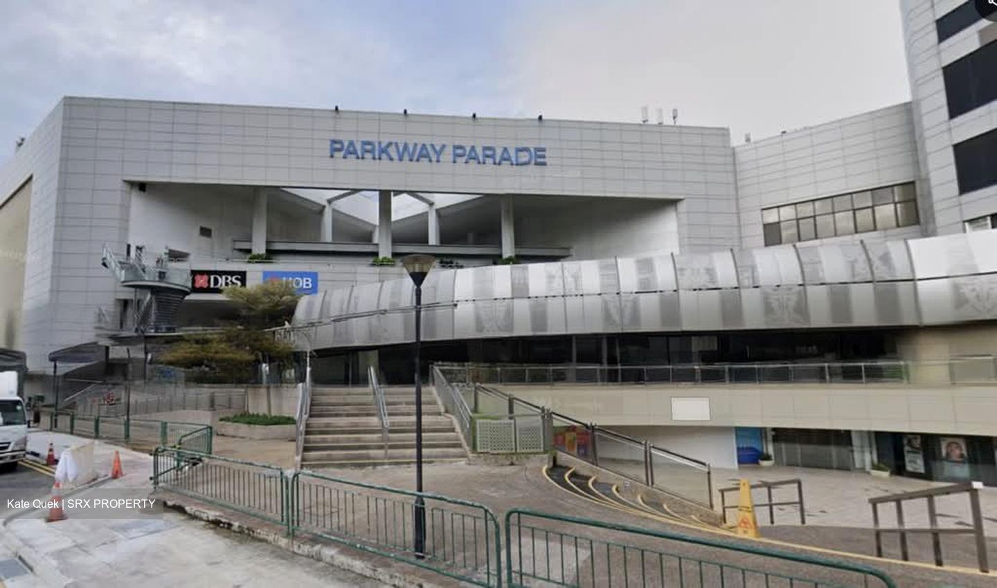 Parkway Parade (D15), Retail #565580411